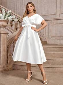 SHEIN Belle Plus Size Simple Bow Tie Dro[-Shoulder Overlap Design Wedding/Cocktail Party Dress, Plus Size White Elegant Bridal Dress - White - View 5