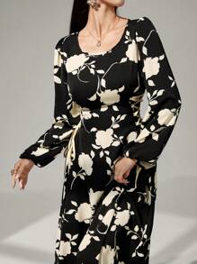 Al Najma Round Neck Lantern Sleeve Side Drawstring Dual-Color Print Dress - Black - View 6