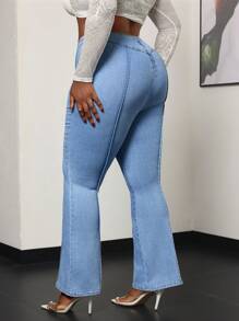 SHEIN SXY Plus Size Women's Solid Color Simple Everyday Jeans - Light Wash - View 2