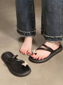 女式黑色凉鞋，带水钻蝴蝶设计，简约时尚，百搭休闲度假圆头平底凉鞋，柔软轻便，防滑，舒适，适合时尚青少年和年轻女性，户外，海滩，夏季 - 黑色 - 查看 5