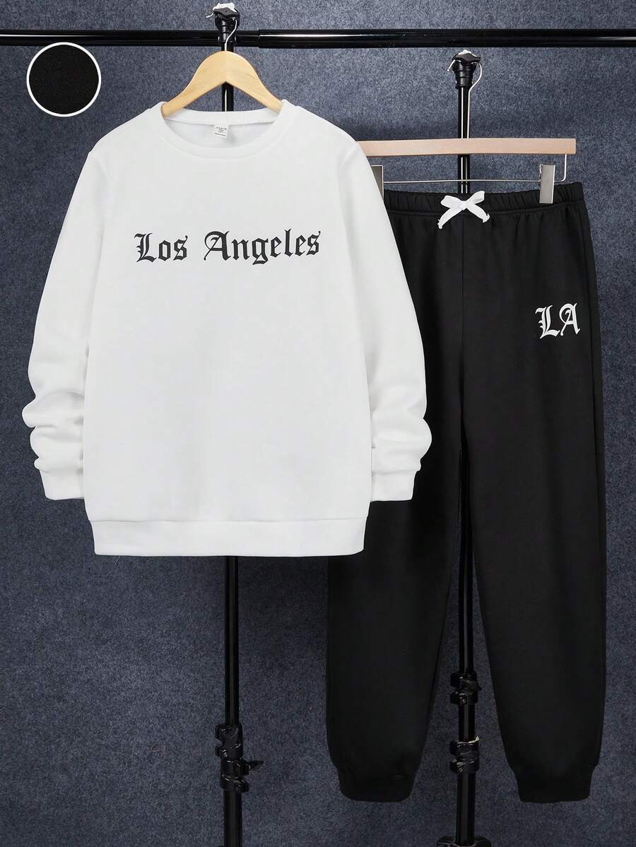 SHEIN Bộ 2 món/Bộ đồ liền quần dài cổ tròn in họa tiết thoải mái, rộng rãi cho bé trai tuổi teen, chất liệu nỉ dày dặn, phù hợp cho các dịp thu đông - Đen và trắng - Xem 1