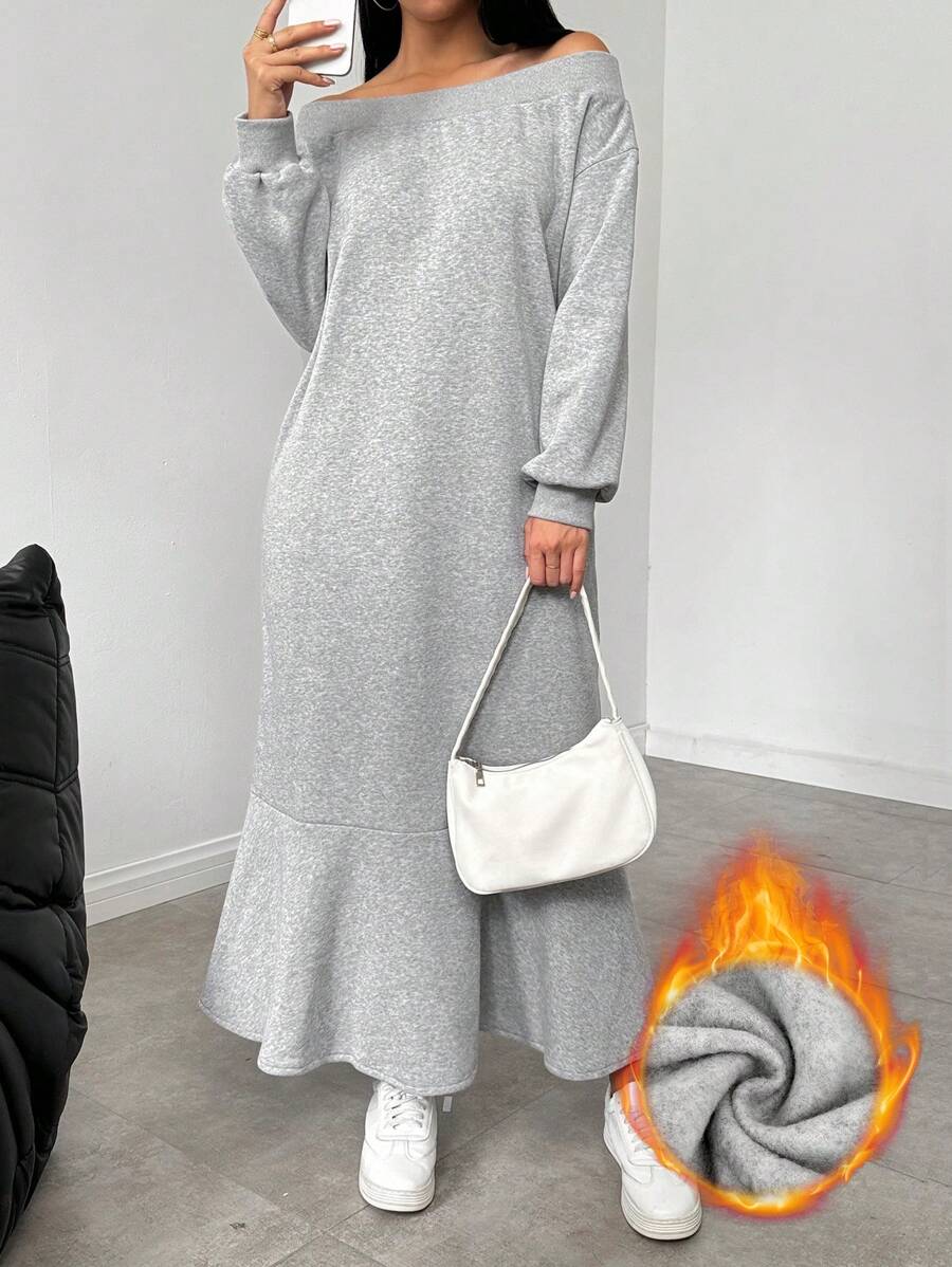 Chiquease Damen Kleid mit Off-Shoulder, Unifarben und kuschelig warm - Hellgrau - Übersicht 1