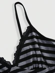 ROMWE Grunge Punk 女式朋克骷髅刺绣水钻条纹紧身背心 - 彩色 - 查看 4