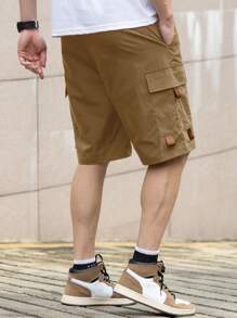 Manfinity Homme 男士實色工作服短褲，帶口袋和繫帶鬆緊腰帶，寬鬆版型 - 卡其色 - 查看 2