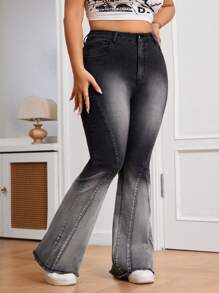 SHEIN EZwear Jeans acampanados y ceñidos de talla grande con efecto degradado