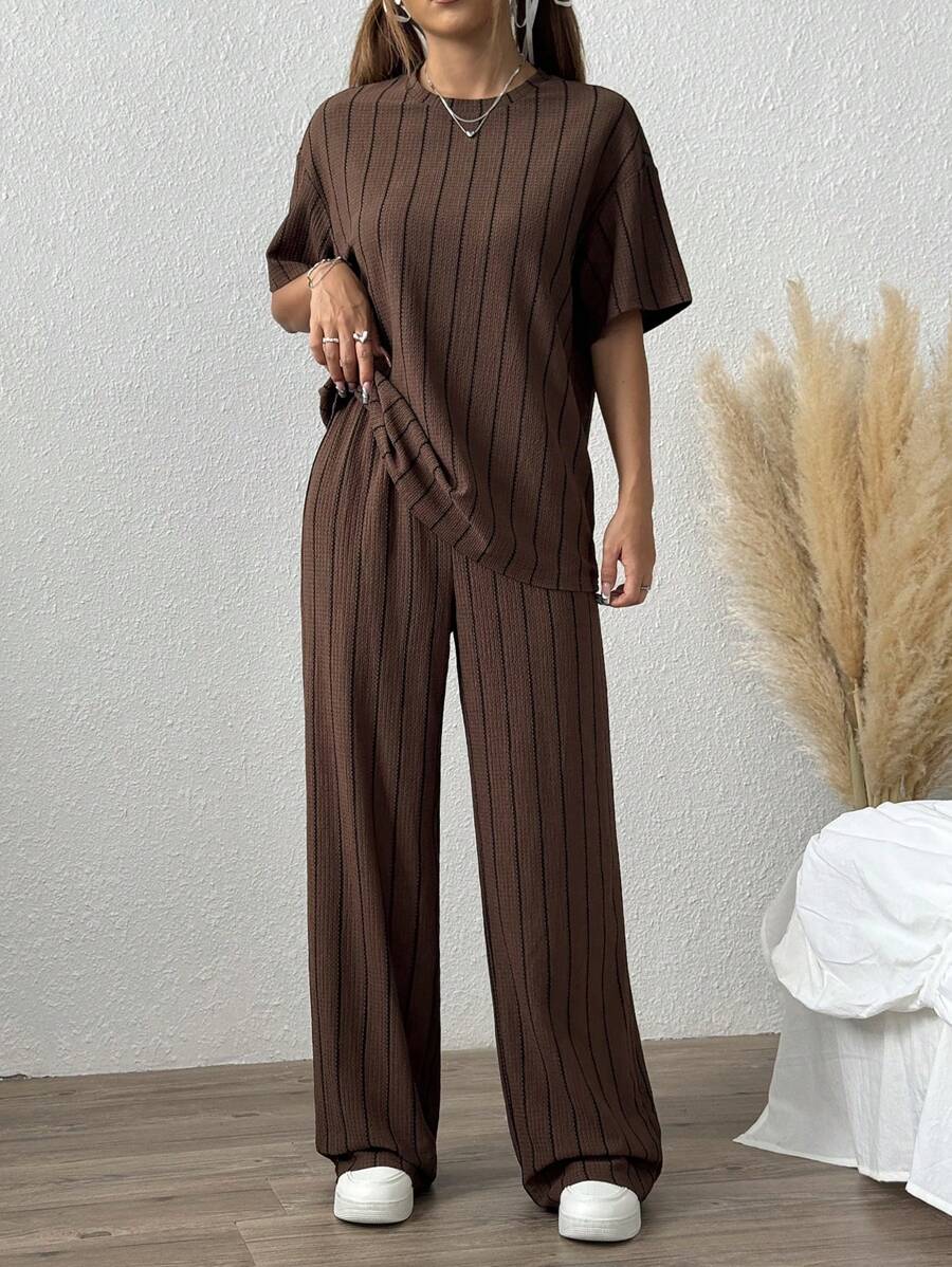 SHEIN EZwear 女士条纹宽松T恤和裤子套装 - 棕色 - 查看 1
