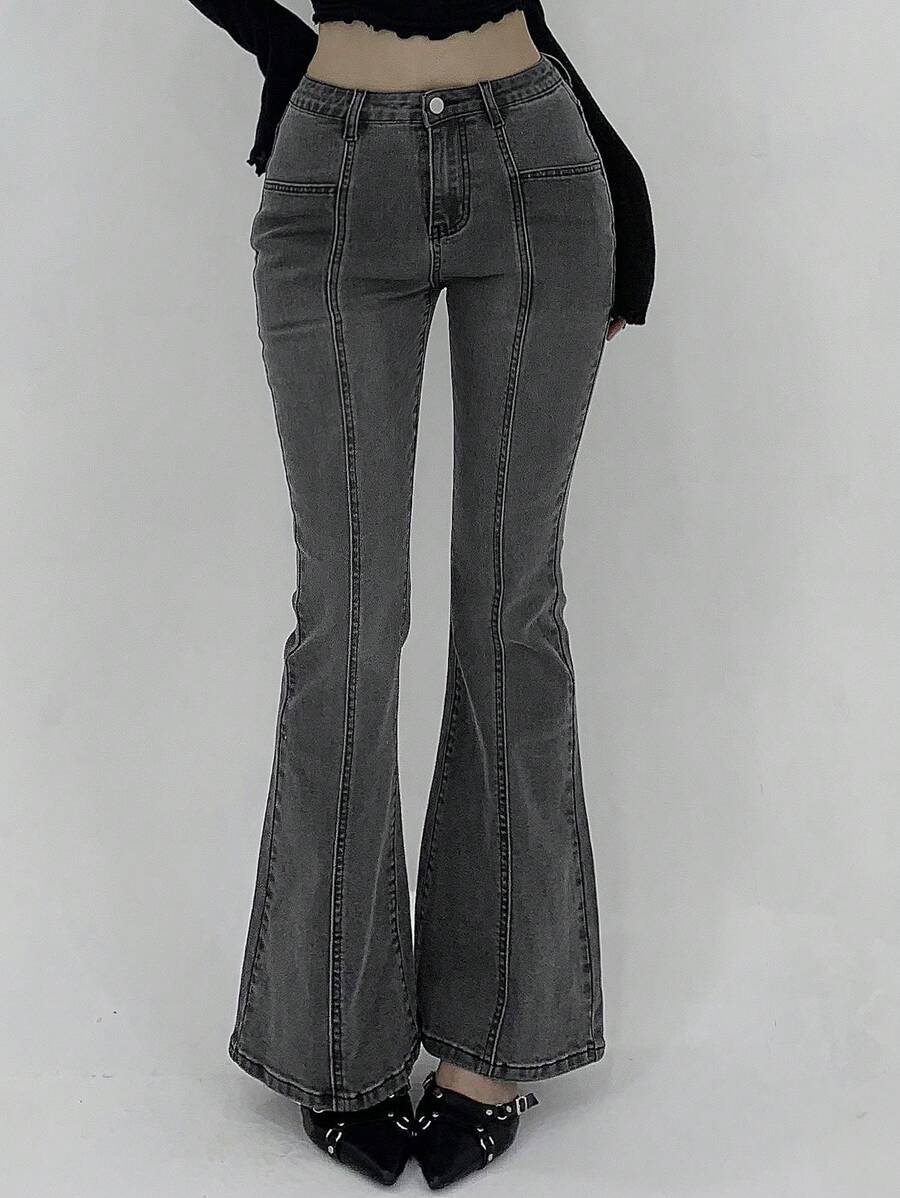 DAZY Women's Simple Daily Flared Leg Denim Jeans