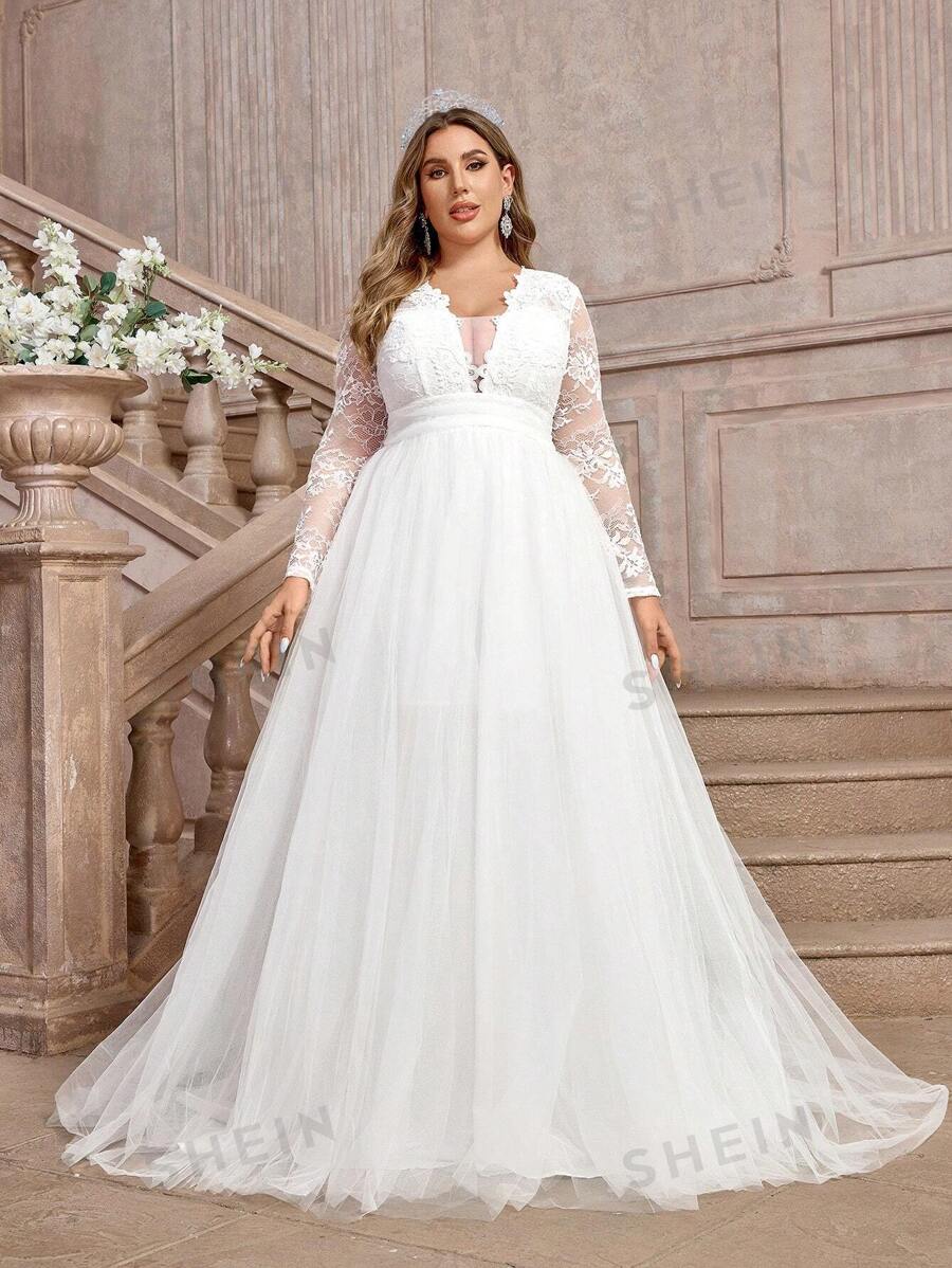 SHEIN Belle Vestido de novia elegante, lujoso y romántico de talla grande con cuello en V transparente, mangas largas, encaje francés, contraste de malla, fruncido y espalda descubierta con bajo asimétrico