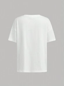 SHEIN Girlism 少女 2 件套白色 T 恤和绿色裤子，搭配涂鸦笑脸和字母印花上衣和工装口袋裤，休闲又运动 - 彩色 - 查看 5