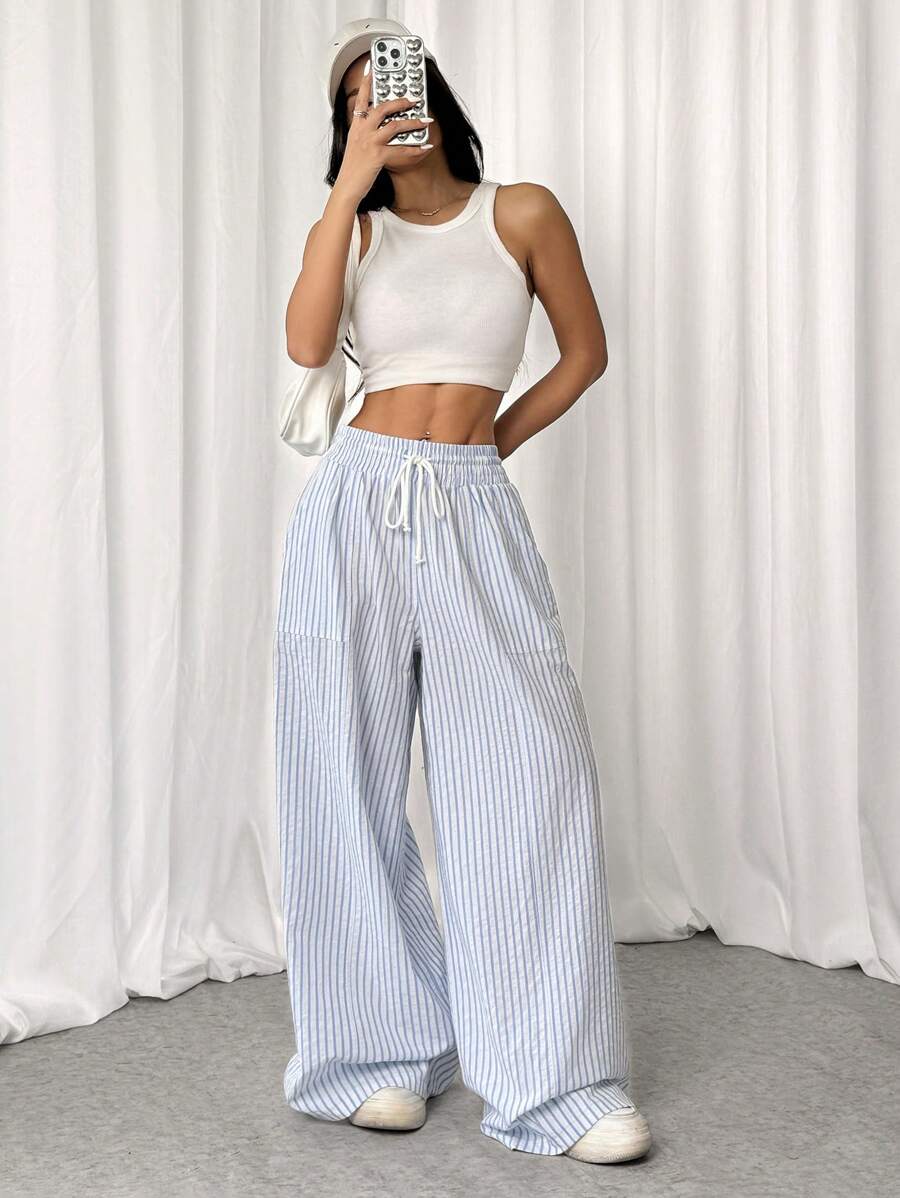 SHEIN EZwear 女士时尚抽绳腰宽松低腰条纹街头风格休闲裤 - 白色 - 查看 1
