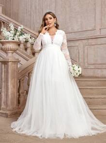 SHEIN Belle Vestido de novia elegante, lujoso y romántico de talla grande con cuello en V transparente, mangas largas, encaje francés, contraste de malla, fruncido y espalda descubierta con bajo asimétrico
