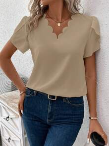 SHEIN Clasi Blusa de manga corta con cuello en V liso y ribete de concha, verano - Caqui - Ver 4