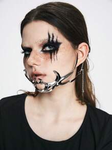 ROMWE Goth 1pc Cyberpunk Unique Creative Asymmetrical Face Cover Mask - Silver - View 4