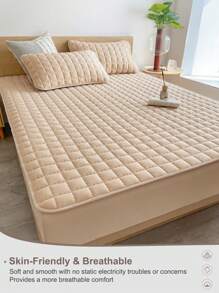 1 pieza Sábana ajustada acolchada sólida, ropa de cama, protector de colchón, cubrecama, sábana, textil para el hogar acogedor, protector de colchón transpirable y antipelusas, decoración del hogar, cubrecama decorativo de unicolor para dormitorio y dormitorio, se ajusta a todas las camas - individual, doble, queen, king, apto para todas las estaciones, lavable a máquina, cubrecama antipolvo, antideslizante, no incluye almohada ni funda de almohada, de vuelta al colegio