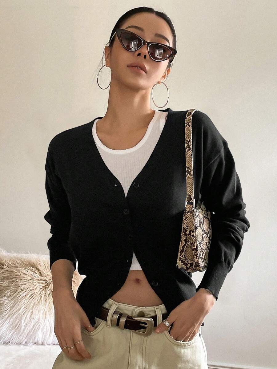 DAZY 长袖纯色前扣休闲黑色开衫,秋季女装 - 黑色 - 查看 1