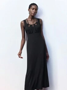 Maija Women's Black Solid Color Crew Neck Sleeveless Dress, Autumn