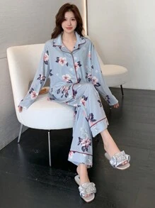 DAZY Bộ đồ ngủ nhung in họa tiết hoa dài tay cài nút phía trước có viền tương phản - Màu xanh lam - Xem 6