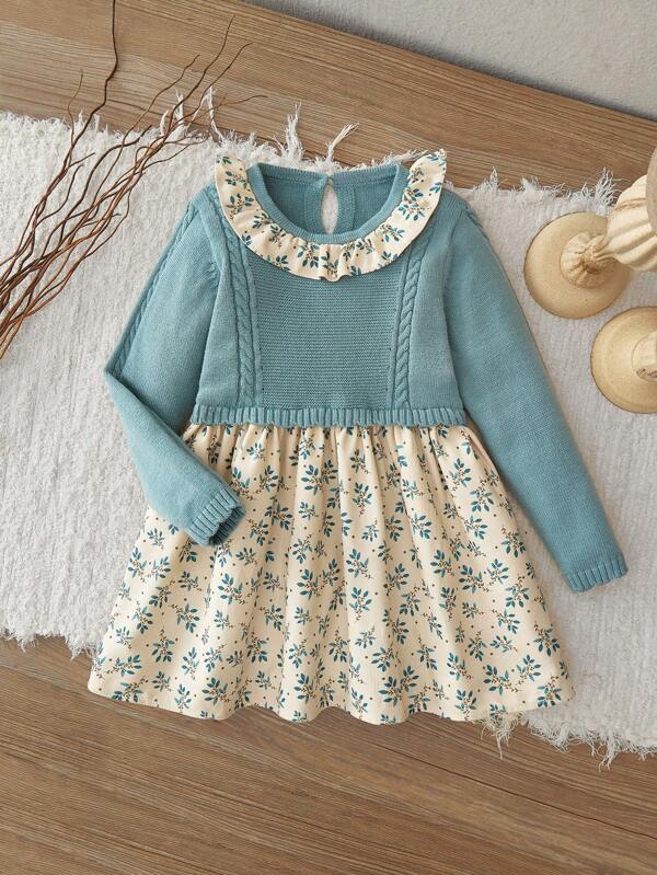 SHEIN Vintaside Kids Fashionable And Versatile Baby Girl Knitted Patchwork Dress With Ruffle Trim And Ditsy Floral For Fall/Winter. The Soft And Delicate Green Color Gives Off A Pastoral Feel, While The Classic And Elegant Floral Pattern Complements The Cozy And Skin-Friendly Knitting Fabric. Delicate Lace Decoration Adds A Touch Of Noble Cuteness To The Dress. The Country-Style Design Is Charming And Suitable For Family Time, Parties, Outdoor Activities, And Celebrations.