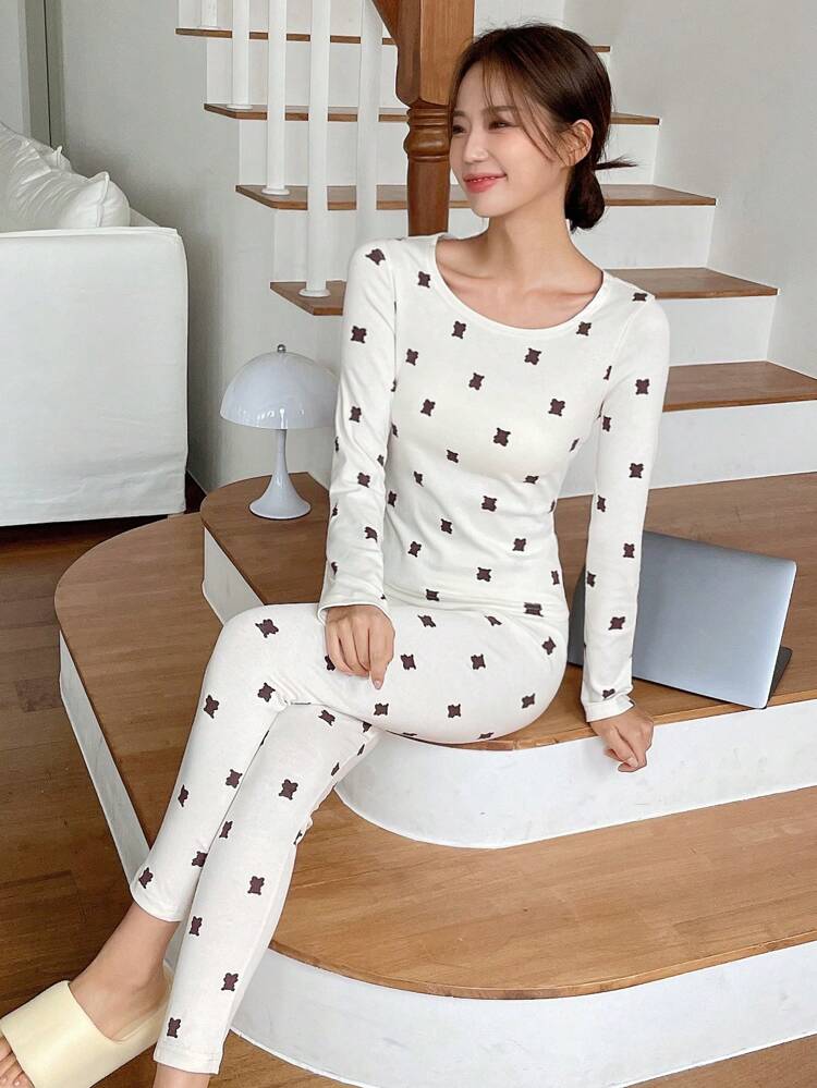 Women All-Over Print Form-Fitting Crew Neck Long Sleeve Pajama Set
