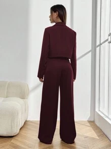 SHEIN ChicEase 2 件纯色领口前排纽扣短款上衣和裤子休闲套装 - 酒紅色 - 查看 2