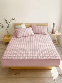 1 pieza Sábana ajustada acolchada sólida, ropa de cama, protector de colchón, cubrecama, sábana, textil para el hogar acogedor, protector de colchón transpirable y antipelusas, decoración del hogar, cubrecama decorativo de unicolor para dormitorio y dormitorio, se ajusta a todas las camas - individual, doble, queen, king, apto para todas las estaciones, lavable a máquina, cubrecama antipolvo, antideslizante, no incluye almohada ni funda de almohada, de vuelta al colegio