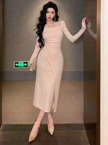 DAZY Vestido de mujer de unicolor con cuello cuadrado, manga larga y ajuste ceñido, vestido casual, de fiesta de cumpleaños, ropa de otoño, vestidos elegantes para mujer, vestido largo - Beis - Ver 1