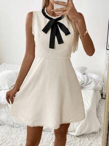 Chiquease Vestido casual mini sin mangas con empalmado de color contrastante y volantes - Blanco - Ver 6