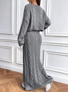 Chiquease 粗针织圆领宽松短款上衣毛衣 + 长裙套装