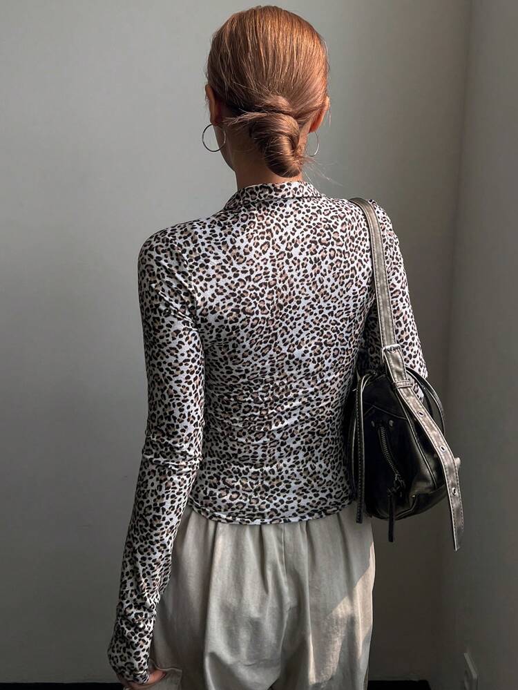 Front Zipper Long Sleeve Leopard Print T-Shirt, Casual Everyday Wear Cheetah Print,Fall Clothes