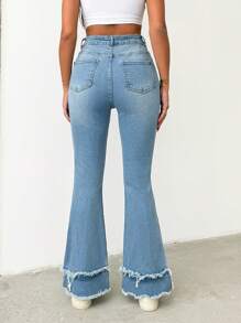 Cottnline Quần Jeans Ống Loe Lưng Cao Có Viền Rách 97% Cotton - Rửa nhẹ - Xem 2