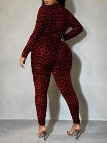 SHEIN SXY 大码女式性感高领贴片豹纹上衣和紧身裤，秋季 2 件套/两件套，适合运动、约会之夜、生日、单身派对装、休闲、购物、街头服饰、外出，易于搭配且看起来苗条，凸显身材 - 酒紅色 - 查看 2