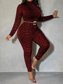 SHEIN SXY 大码女式性感高领贴片豹纹上衣和紧身裤，秋季 2 件套/两件套，适合运动、约会之夜、生日、单身派对装、休闲、购物、街头服饰、外出，易于搭配且看起来苗条，凸显身材 - 酒紅色 - 查看 5