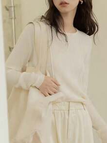 女士轻盈纯色简约休闲修身长袖毛衣，适合日常、通勤、居家等场合穿着，秋冬季，长袖上衣 - 米杏色 - 查看 6
