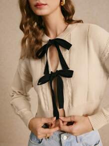 Poéselle Short Tie Cardigan, Tie-Front Knitted Cardigan, Autumn Sweater, Beige Sweater, Christmas Sweater 24 FW - Black - View 6