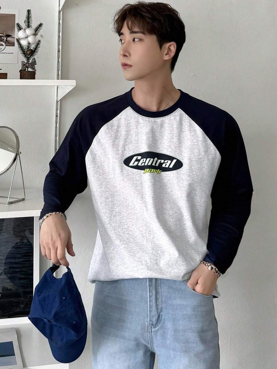 DAZY Camiseta de manga larga con cuello de tripulación estampado de letras y parches de unicolor para hombre, camisetas gráficas de verano - Azul y blanco - Ver 1