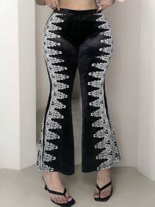 Flirla Plus Size Fashionable Placement Print Flare Leg Pants - Black - View 1