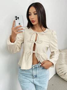 Flirla Blusa de manga larga con cuello redondo, dobladillo con volantes y lazo delantero, color liso