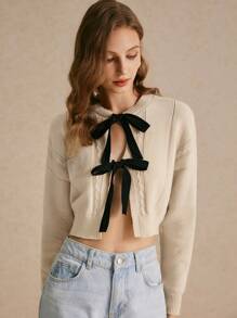 Poéselle Short Tie Cardigan, Tie-Front Knitted Cardigan, Autumn Sweater, Beige Sweater, Christmas Sweater 24 FW - Black - View 4