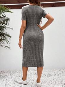 SHEIN 孕妇休闲圆领修身中长孕妇连衣裙 - 灰色 - 查看 2