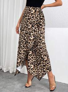 SHEIN Privé Falda envolvente asimétrica con anudado, de cintura alta con estampado de leopardo, para mujeres de talla grande - Multicolor - Ver 1
