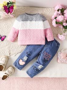 Set mit Rundhalspullover in Kontrastfarbe und Jeanshose mit Buchstabenmuster für Babys (Mädchen)