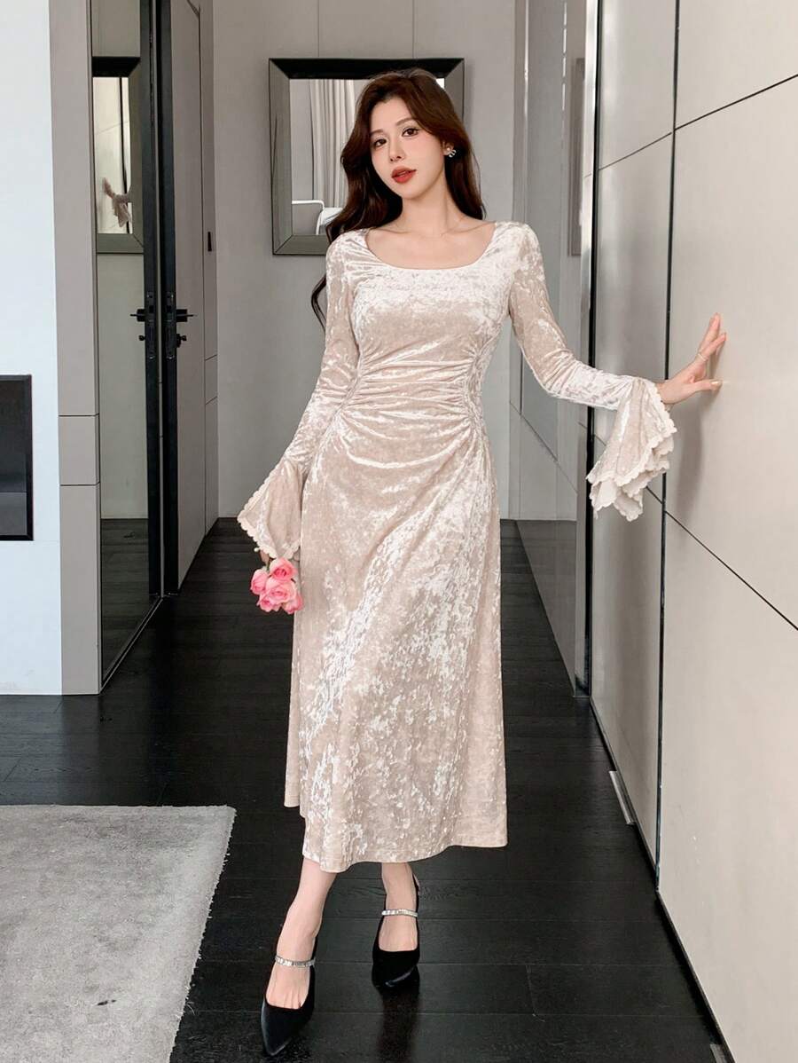 DAZY 女士优雅纯色褶皱喇叭袖保暖中长连衣裙，秋季舞会礼服，新年晚会礼服 - 杏色 - 查看 1