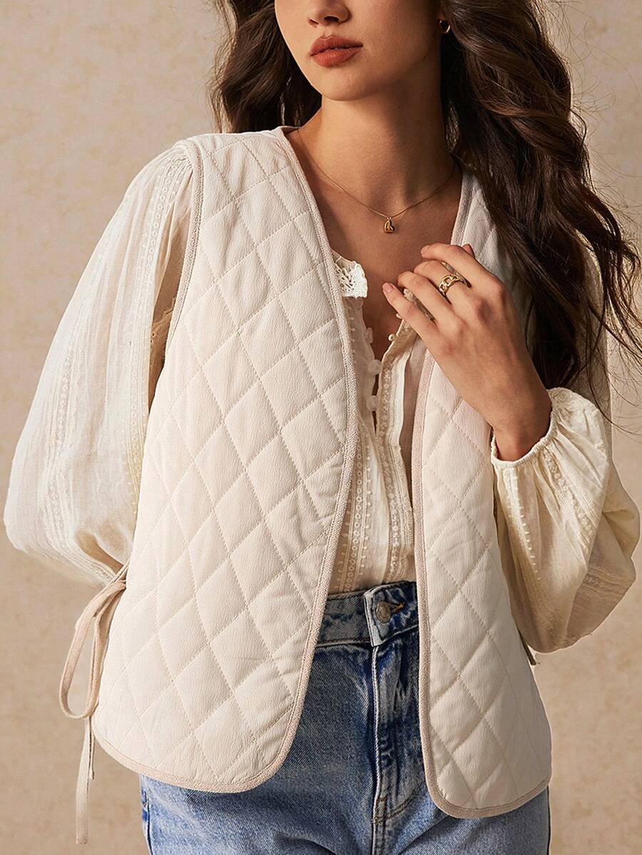 Poéselle 女式米色绗缝无袖侧系蝴蝶结背心夹克，印花绗缝撞色背心夹棉外套，无袖，水钻绗缝，绗缝夹克，简约时尚，秋季夹克，冬季女式夹克，休闲装 FW24 波西米亚风 - 杏色 - 查看 1