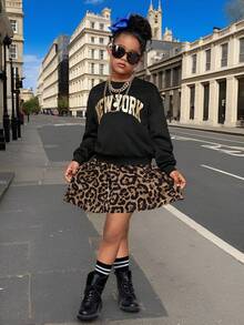 SHEIN Bộ 2 chiếc áo nỉ in hình lá giả Tween Girls và váy xếp nếp - Nhiều màu - Xem 2