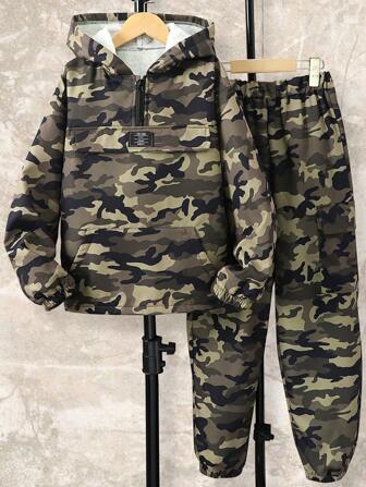 SHEIN Tween Pojkar Camouflage Huvtröja Och Cargo Byxor Set