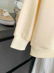 SHEIN Cô Gái Trẻ Đồ họa Chữ cái Sọc trang trí Thả vai Áo len & Quần nỉ - Nhiều màu - Xem 3