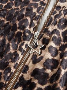 ROMWE J-Fashion 复古水钻缀饰天鹅绒豹纹连帽运动衫 女士运动衫，长袖上衣 - 咖啡棕 - 查看 3