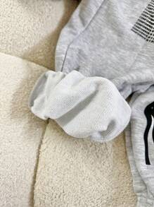 Tween Girls Loose & Comfy Black & White Film Graffiti Print Cuffed Sweatpants - Light Grey - View 8