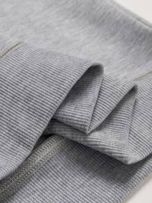 EURMUSE Men's Letter Printed Sweatshirt And Jogger Pants Set - Grey - View 5