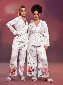 SHEIN X Care Bears Designer Plus Loose Comfortable Bear Printed Pajama Set, Holiday - Multicolor - View 5